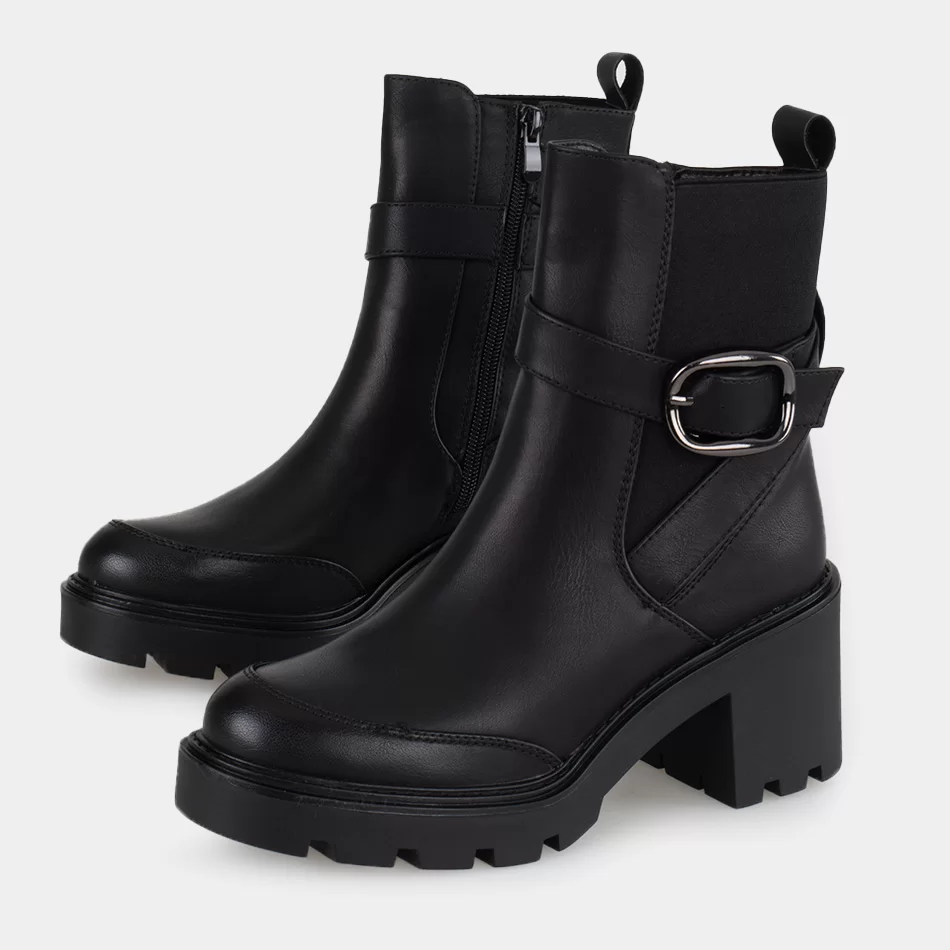 Botas com Salto - undefined