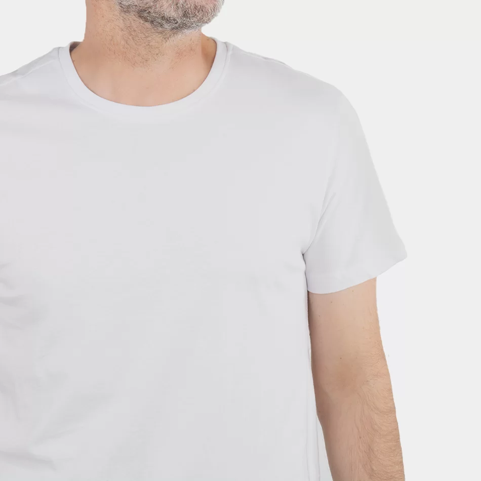 T-shirt Básica - Branco - Armazéns Ronfe