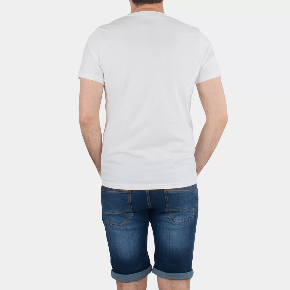 T-shirt - undefined