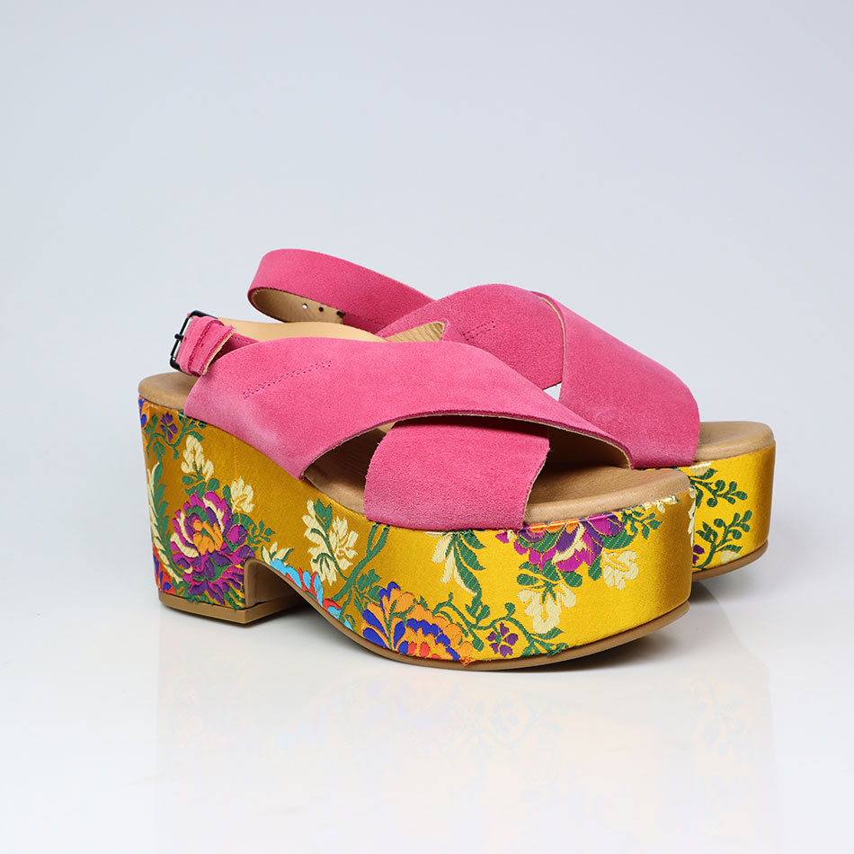 Sandálias de Senhora em camurça, cunha com 9 cm