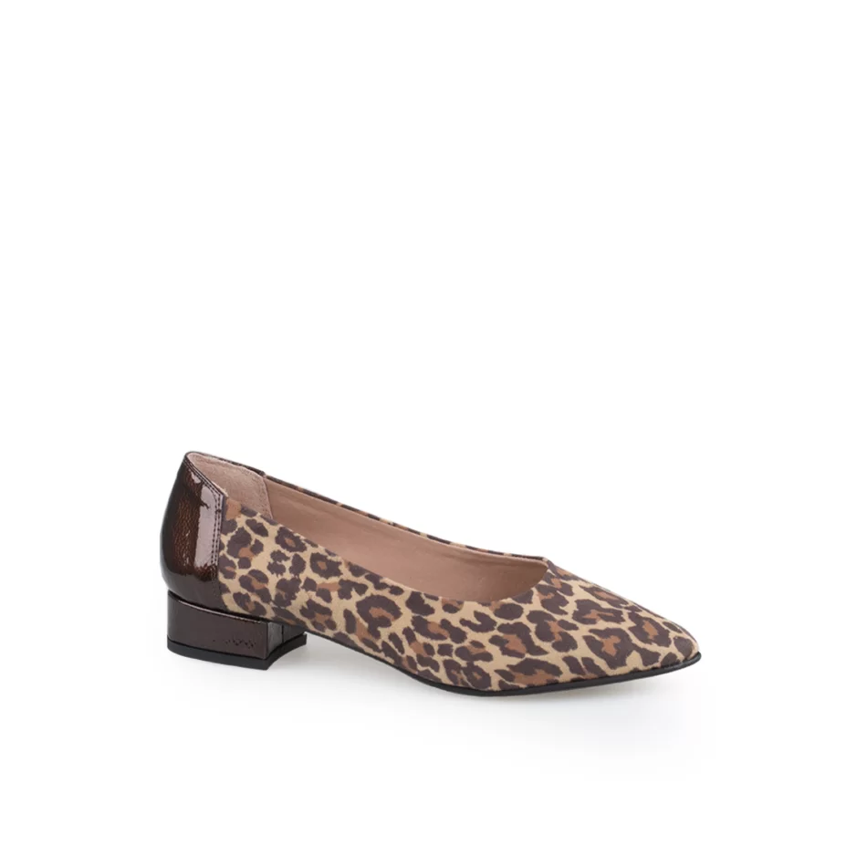 SAPATO DE MULHER - undefined