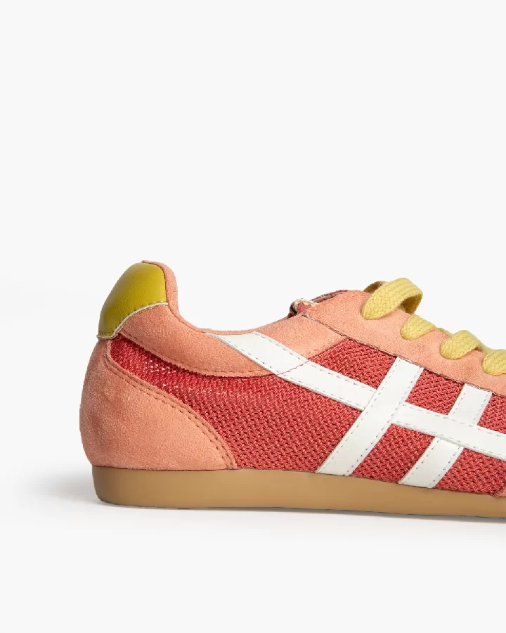 TENIS DESPORTIVO - undefined
