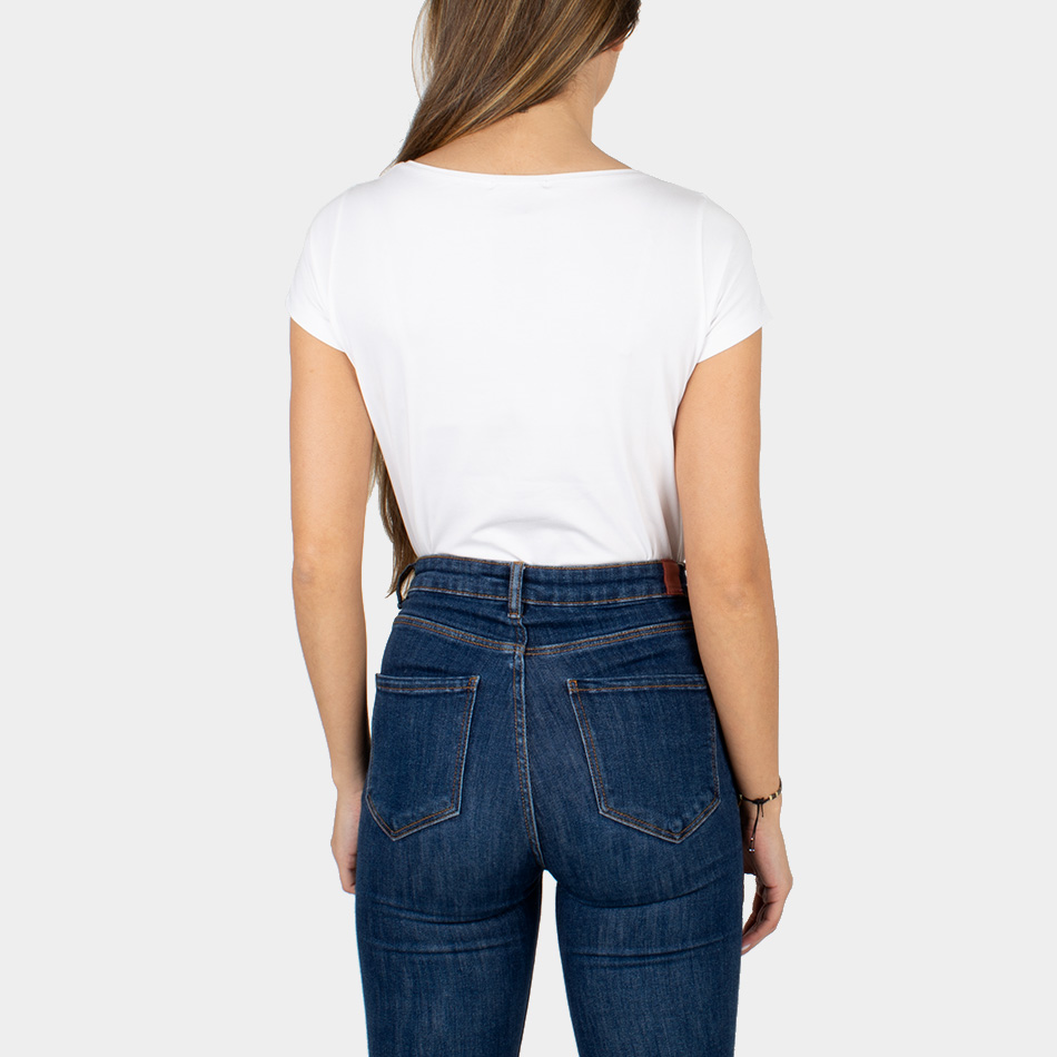 T-shirt - undefined