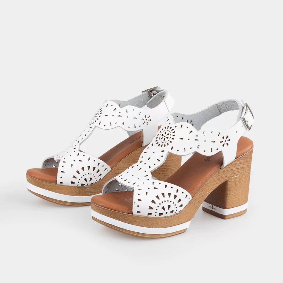 SANDALIA CASUAL DE SALTO - undefined
