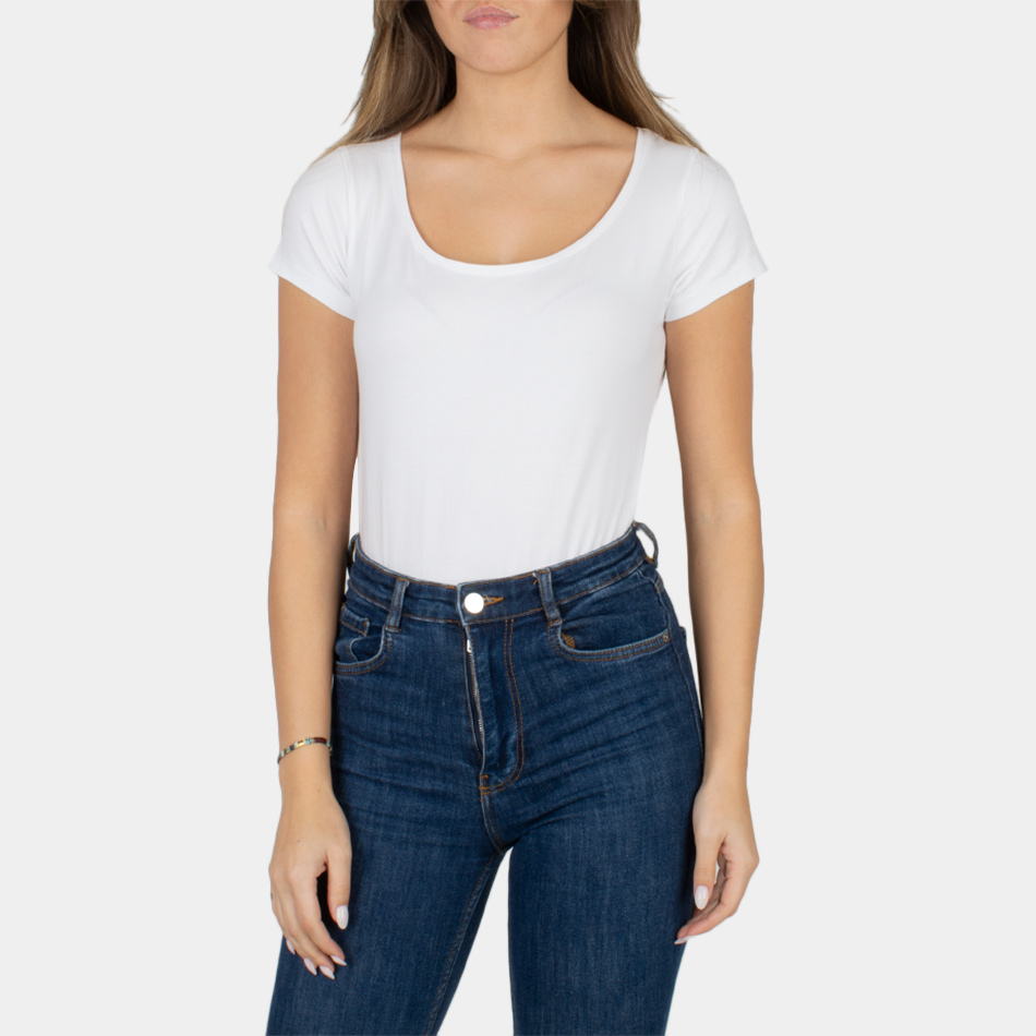 T-shirt - undefined