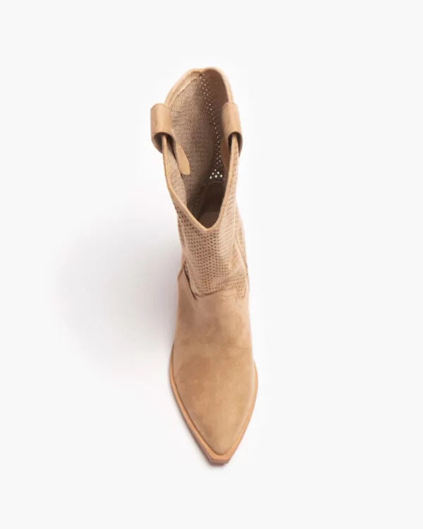 BOTA TEXANA PERFURADA - undefined