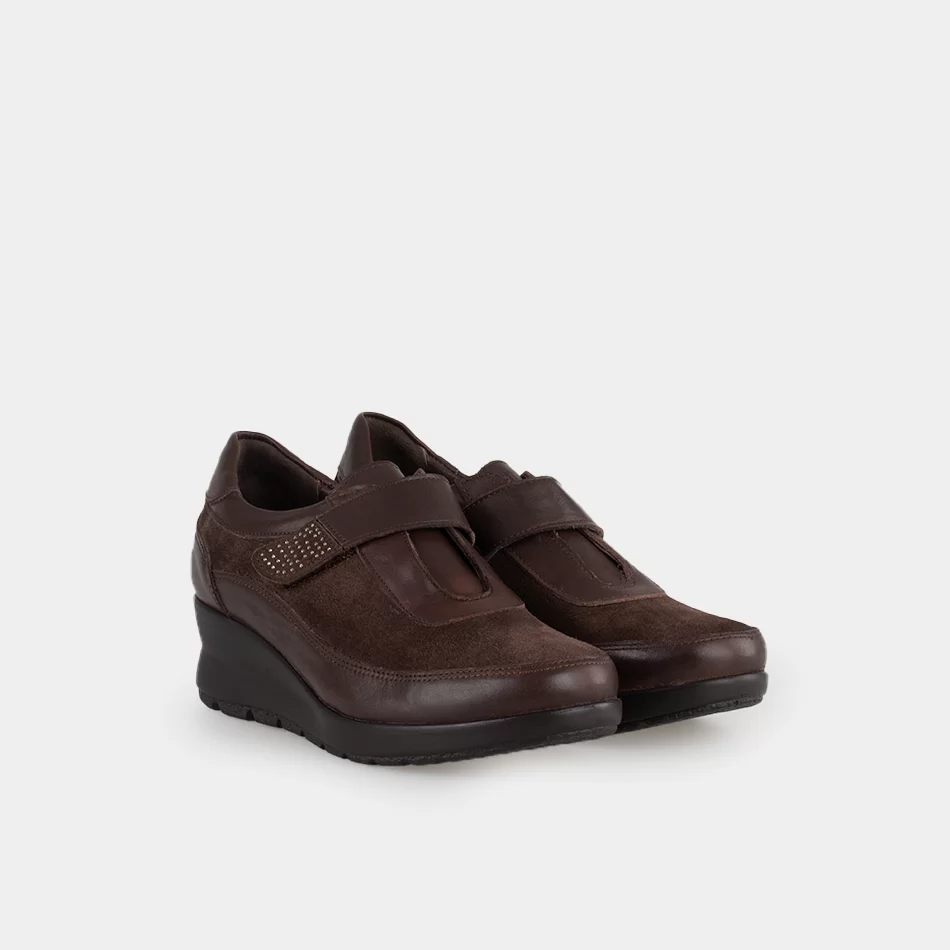 Sapatos com Cunha - undefined