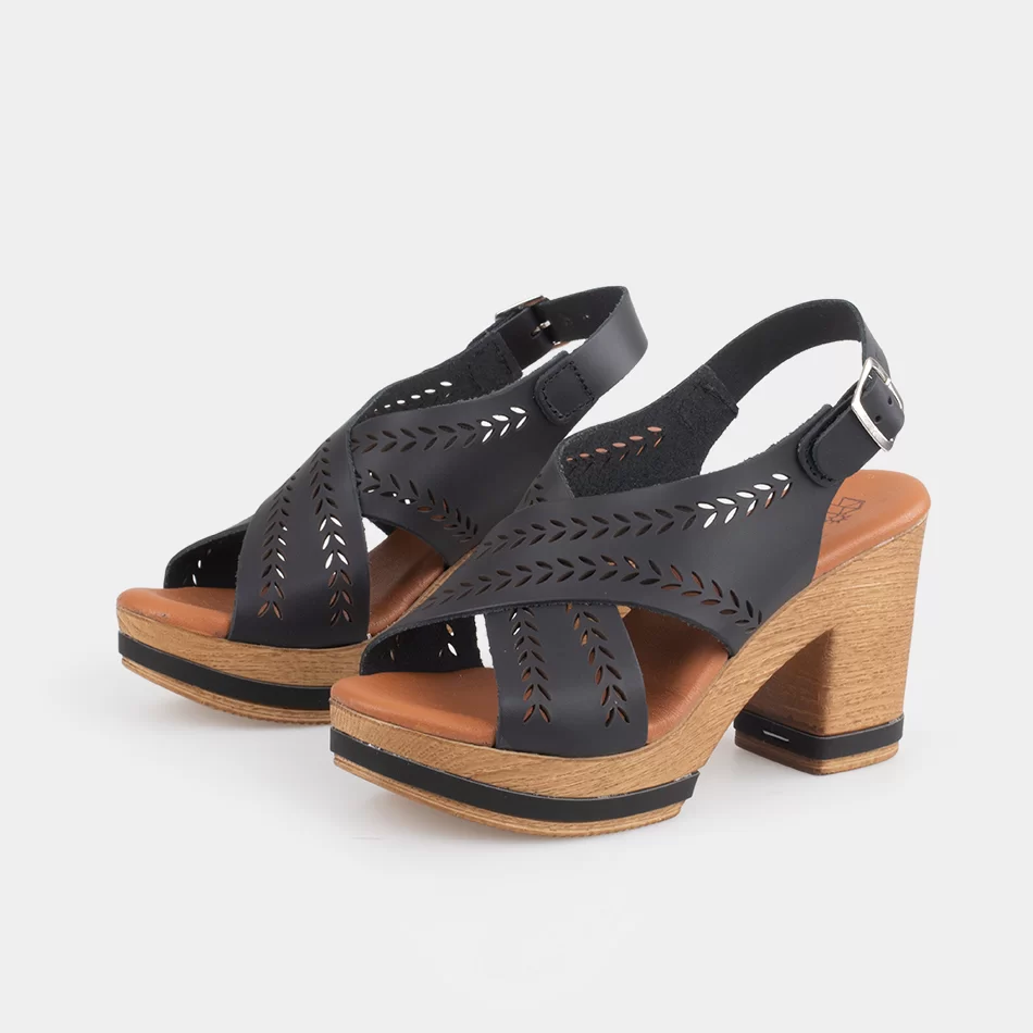 SANDALIA CASUAL DE SALTO - undefined