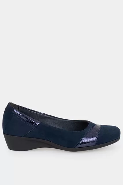 Sapatos com Cunha - undefined