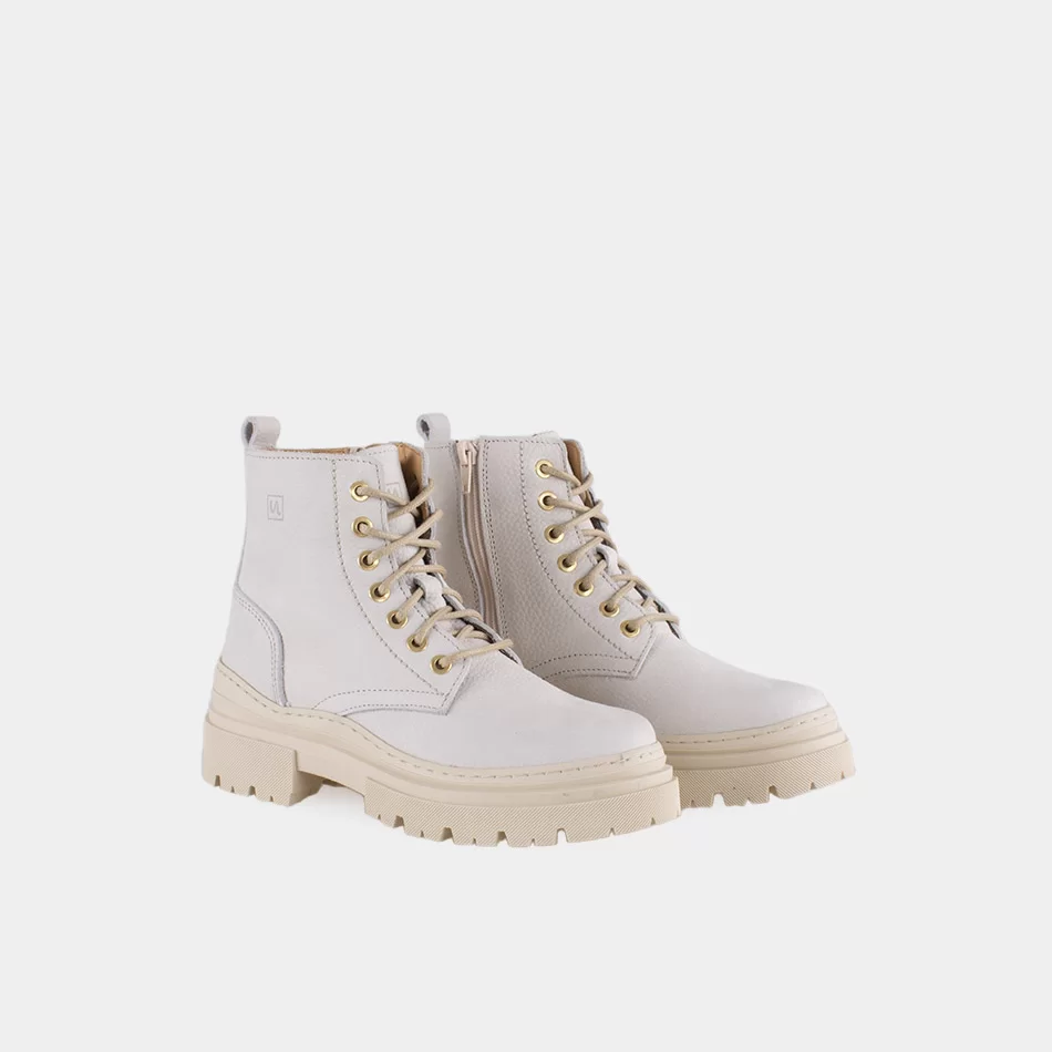 Botins em Pele - undefined