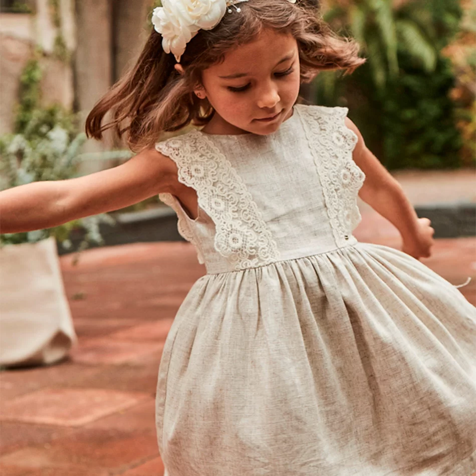 Vestido detalhe bordado com linho menina - undefined