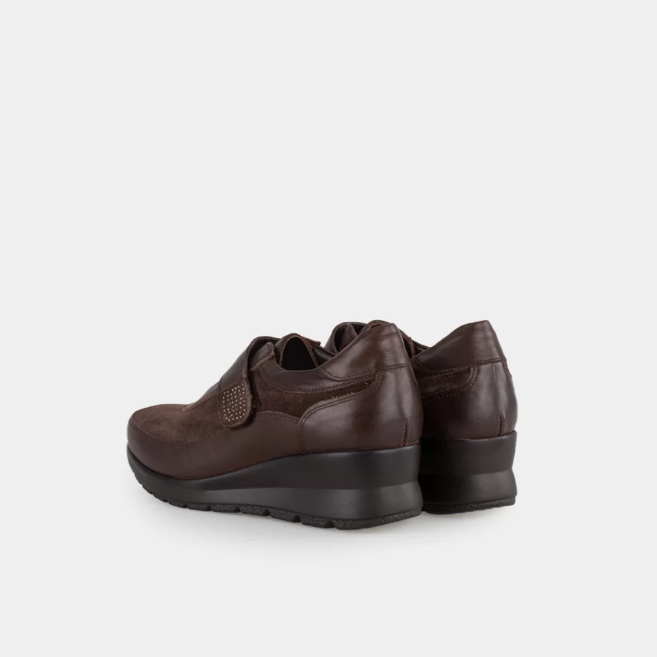 Sapatos com Cunha - undefined