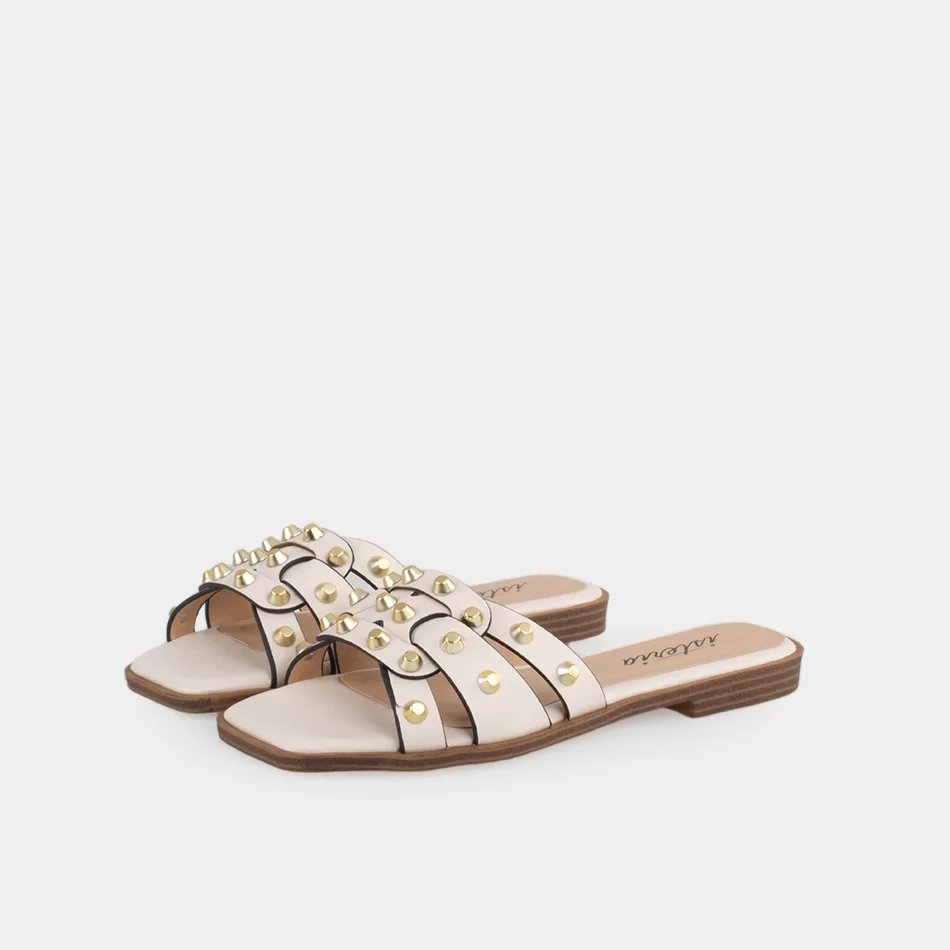 CHINELO RASO TACHAS - undefined