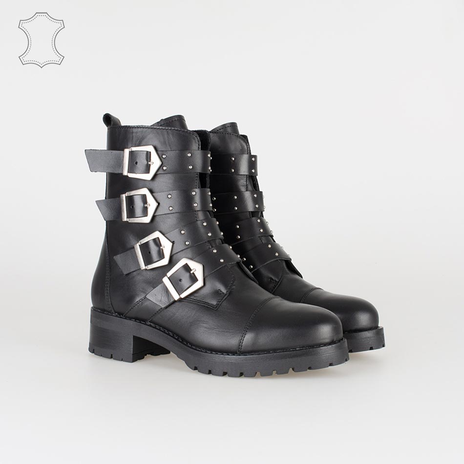 Flat Boots - Black - Armazéns Ronfe